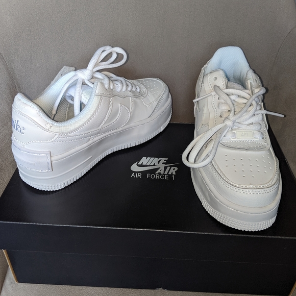 poshmark nike air force 1